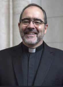 Foto del Obispo Auxiliar de La Plata