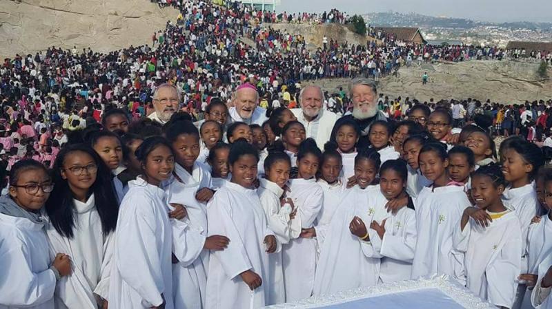 Imagen del contenido La Comisión Episcopal de Misiones visita misioneros en Madagascar 
