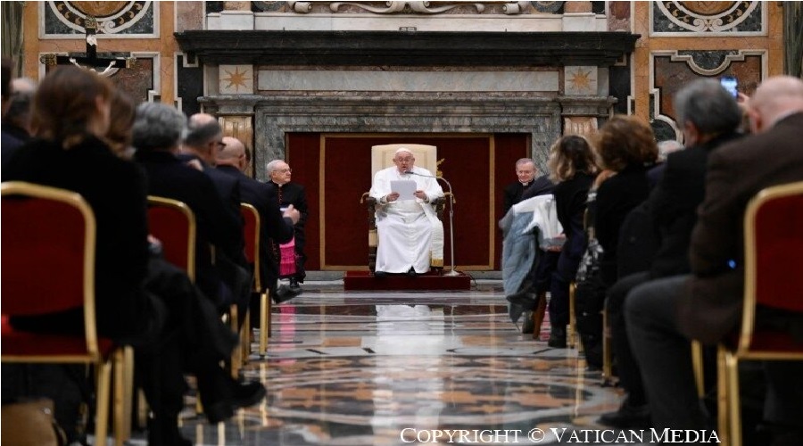 Imagen del contenido Discurso del Papa Francisco a los miembros de la Asociación de Periodistas acreditados ante el Vaticano