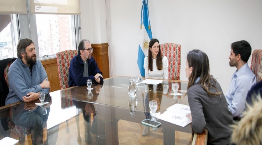 Imagen del contenido La Secretaria de Niñez, Adolescencia y Familia recibió a Cáritas Argentina para conversar sobre políticas…