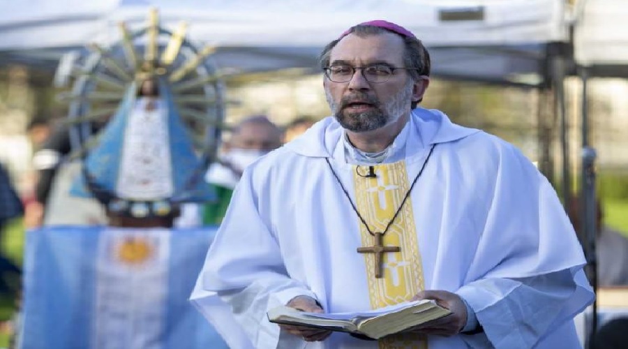 Imagen del contenido Mons. Carrara | «El Papa Francisco se reunió con los Movimientos Sociales»